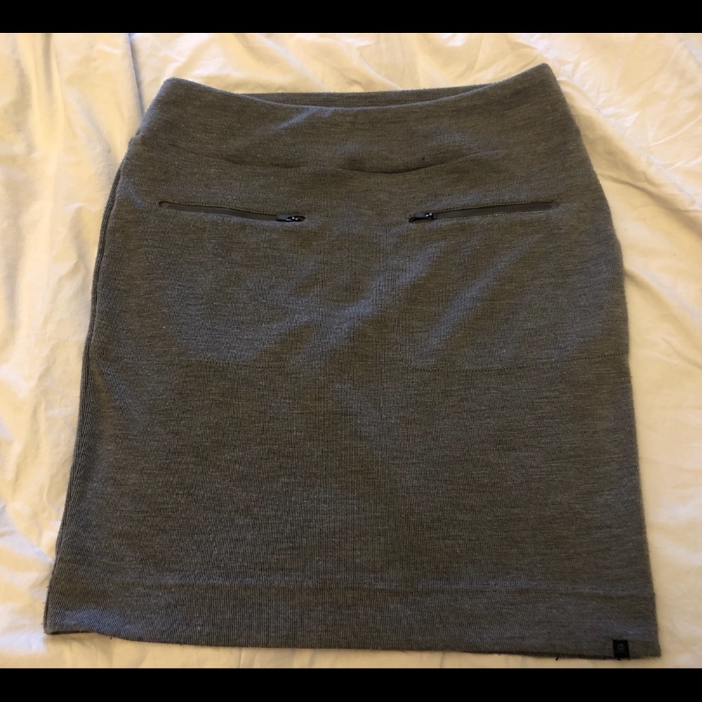 Gray Merrell skirt. Size S/P